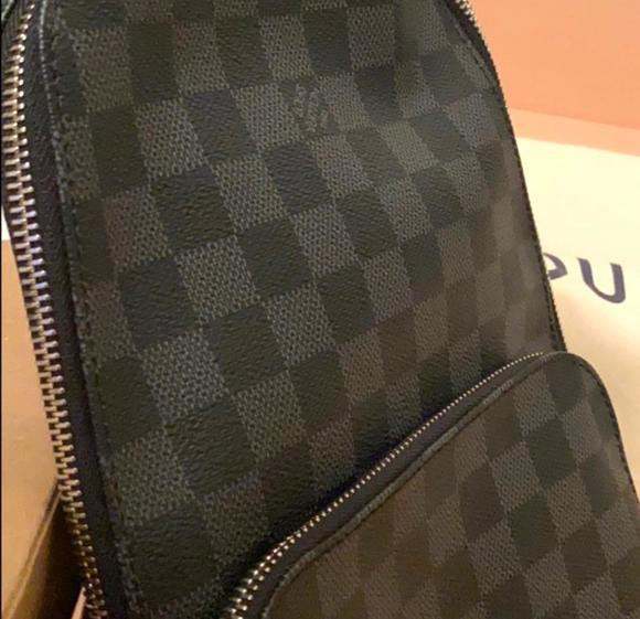 Louis Vuitton Avenue Sling Bag Damier Graphite - Picture 5 of 10